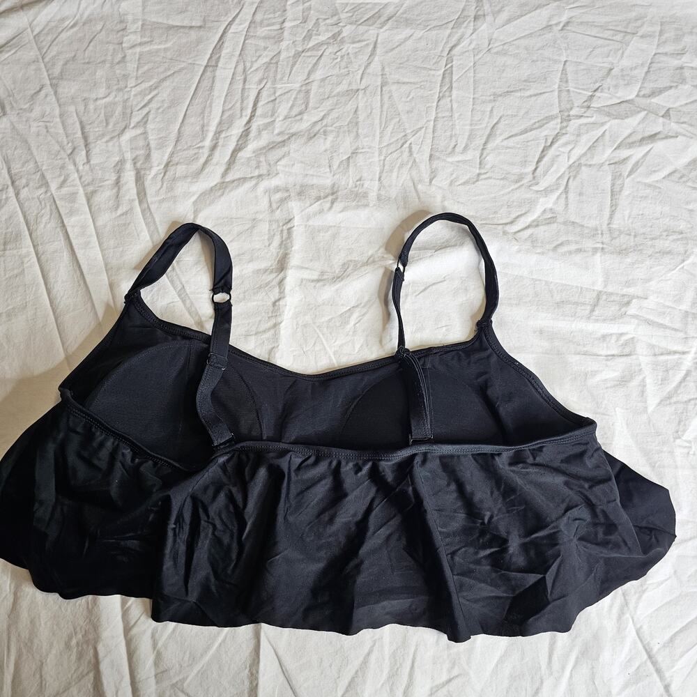 Torrid 10651847 Black Flounce Wirefree Lined Bikini Top Swimsuit 3X Festival - Picture 8 of 10